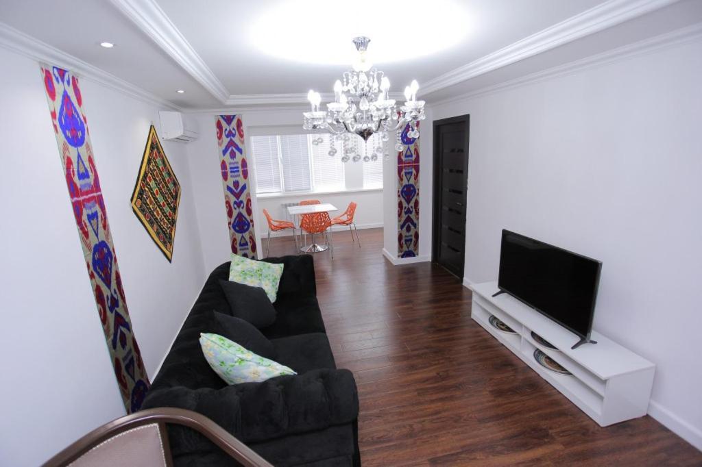 Overlooking Registan Square Luxury 2 Bedrooms Apartment Szamarkand Kültér fotó
